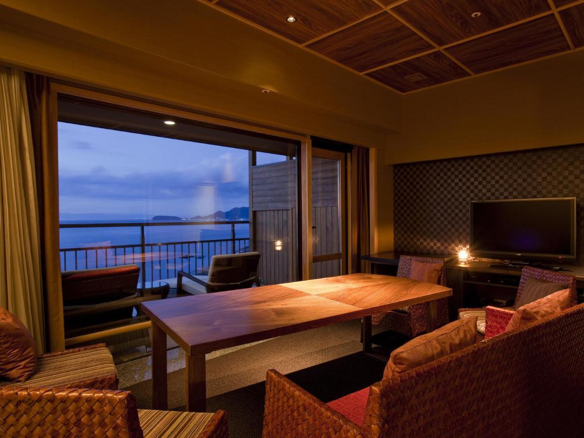 Hotel New Awaji Sumoto Ngoại thất bức ảnh